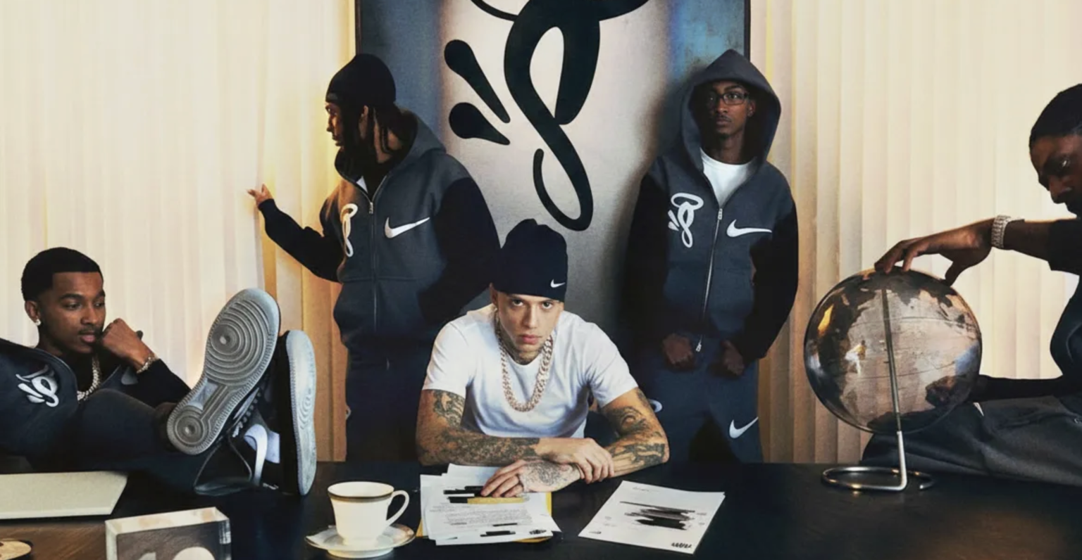 Syna World Comfort Tracksuit – Everyday Streetwear Redefined